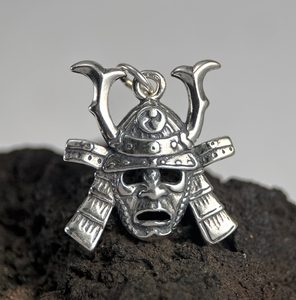SAMURAI Pendentif en argent