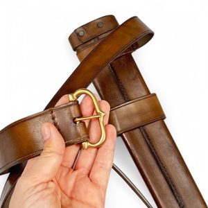 Leather scabbard for one-handed sword, brown