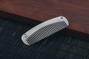 Ti1731 Titanium Ultrathin Purse Comb