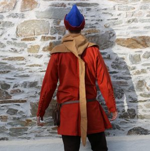 Mittelalterliche Haube mit Leinenfutter, 14. Jahrhundert