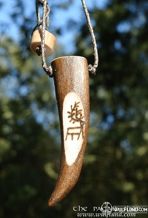 PORO, REINDEER TOOTH NECKLACE, JEWELRY OF LAPLAND