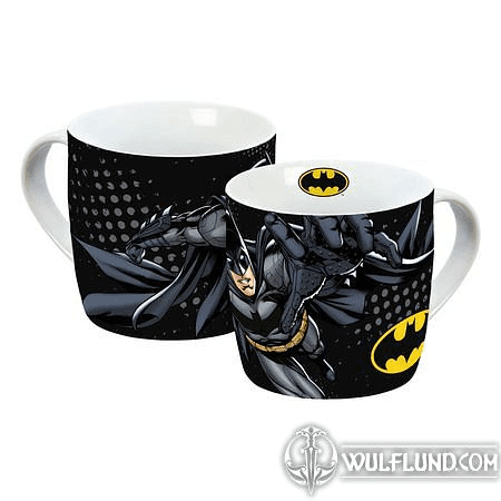 BATMAN MUG POSE