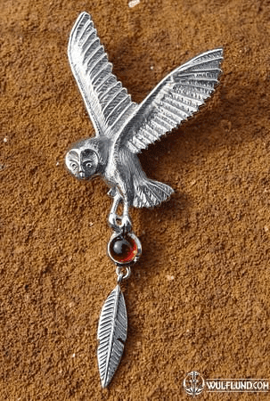 BARN OWL PENDANT WITH GARNET