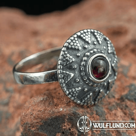 SLAVIC RING WITH GARNET