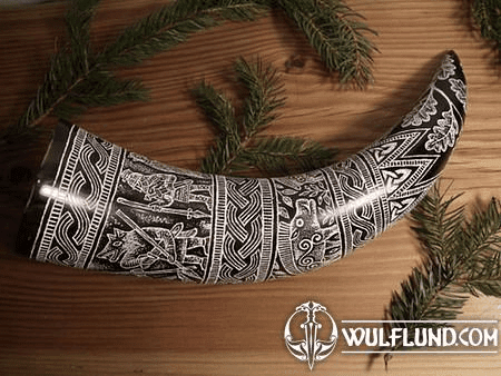 ENGRAVED DRINKING HORN WITH PRE-VIKING MOTIFS, 0.3 L