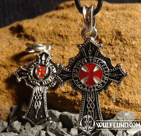 KNIGHTS TEMPLAR CROSS, SILVERED PEDNANT