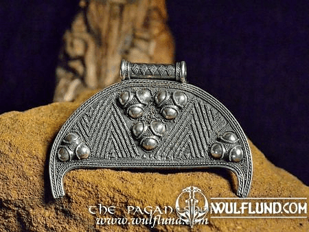 GNEZDOVO LUNE SILVER VIKING SMOLENSK PENDANT