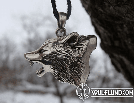 howling wolf pendant
