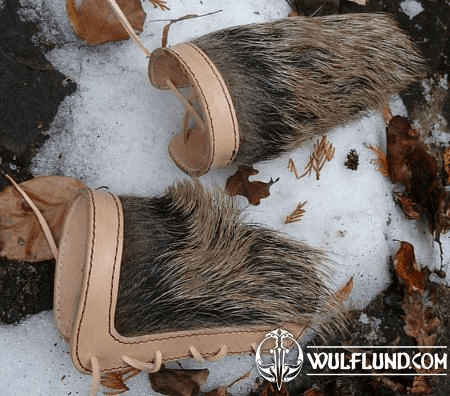 BRACERS WITH WILD BOAR FUR