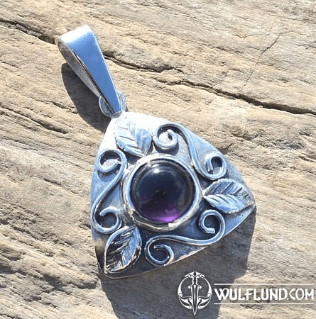 BOUDICCA, STERLING SILVER PENDANT WITH AMETHYST