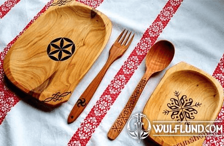 SLAVIC WOODEN CROCKERY SET - 2 PLATES, SPOON, FORK