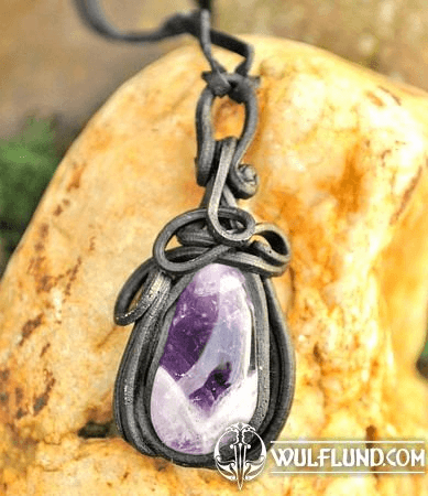 AMETHYST PENDANT