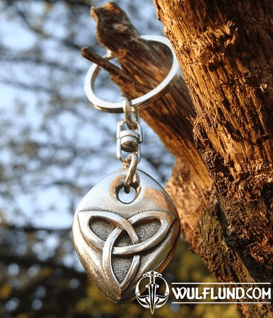 KEYRING WITH CELTIC TRIQUETRA