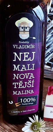 NEJMALINOVATĚJŠÍ MALINA, EXTRA HUSTÝ MALINOVÝ SIRUP SE ZRNÍČKY, 0.7 L