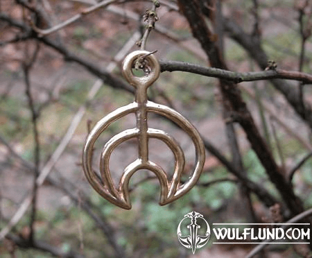 CELTIC LUNAR PENDANT - REPLICA