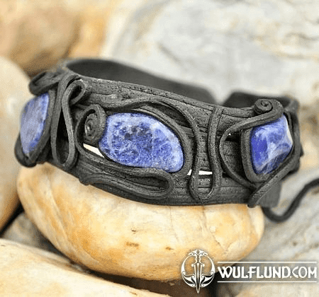 SODALITE BRACELET - THREE STONES