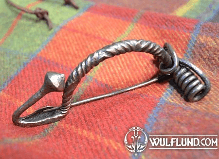 HAND FORGED CELTIC FIBULA WOTH A BALL