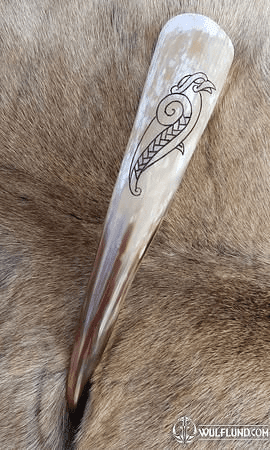 RÅKA - RAVEN, CARVED DRINKING HORN