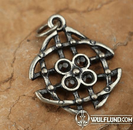 INNIS, CELTIC PENDANT, SILVER GARNETS