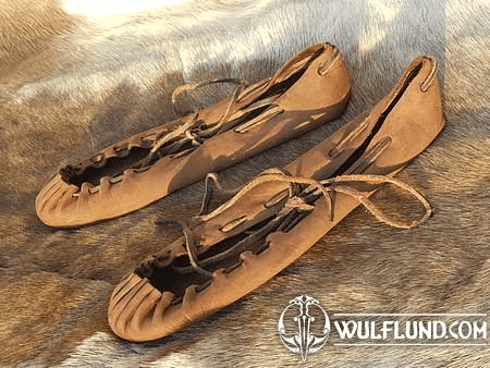 CELTIC OR MEDIEVAL LEATHER SHOES