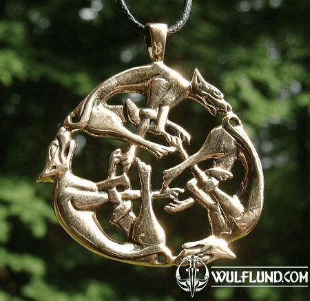 CIRCLE OF THE WOLVES, PENDANT, BRONZE