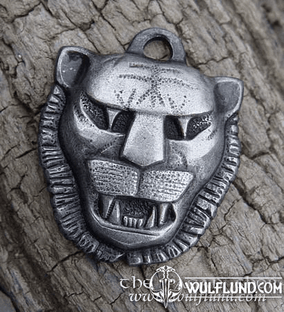 LIONESS, PENDANT