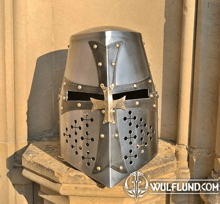 GRAND MASTER, CRUSADER GREAT HELMET WITH THE CROSS