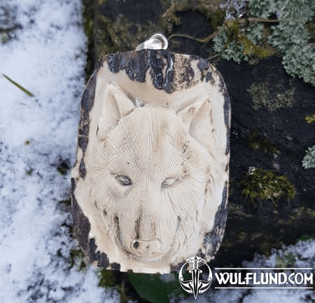 LOUP, PENDENTIF EN BOIS SCULPTÉ