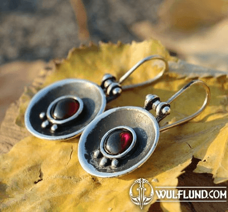 ORBIT, SILVER EARRINGS, GARNET