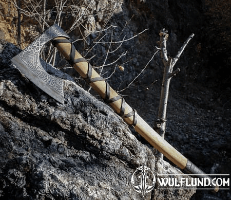 VALKNUT ETCHED VIKING AXE