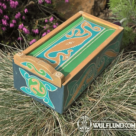 LA TÉNE, CELTIC WOODEN BOX, REPLICA