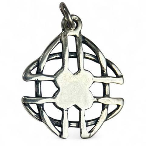 INNIS, CELTIC PENDANT, SILVER GARNETS