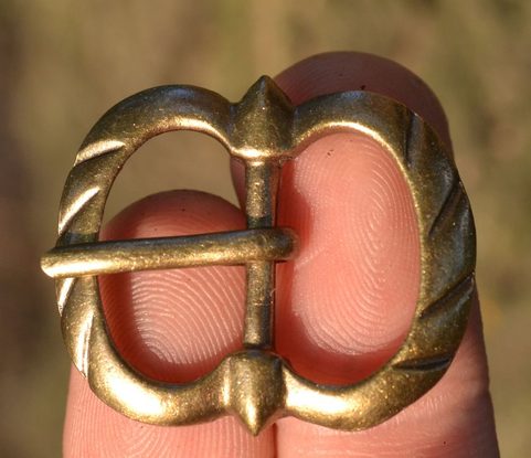BOUCLES D'ARMURE
