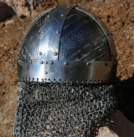 NJORD, CASQUE DE VIKING AVEC CAMAIL D'ARMURE