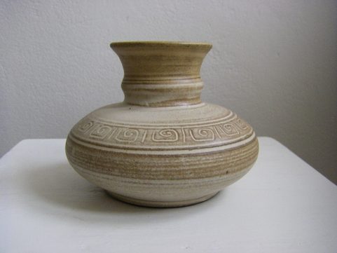 CERAMIC VASE, 10CM