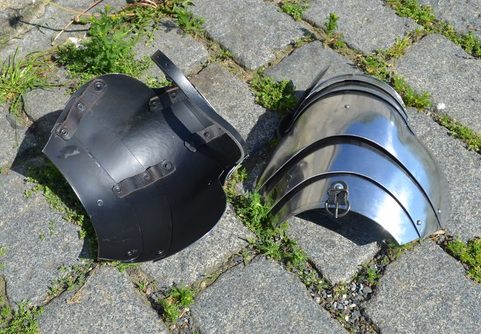 PAULDRONS, HIGHLY POLISHED, 2 MM STEEL