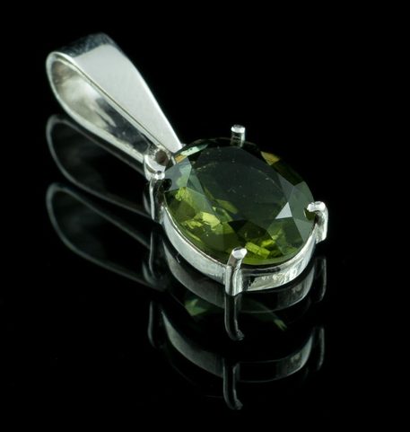 OVAL, MOLDAVITE PENDANT, SILVER 925