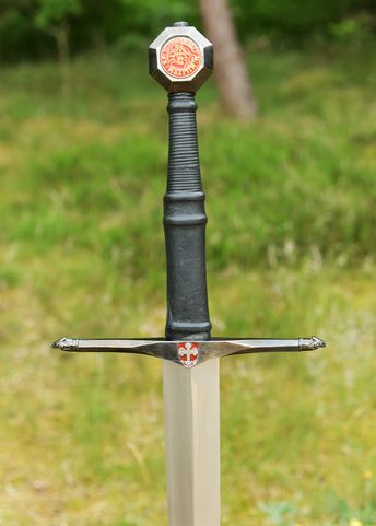 ÉPÉE À UNE MAIN ET DEMIE AVEC FOURREAU EN CUIR