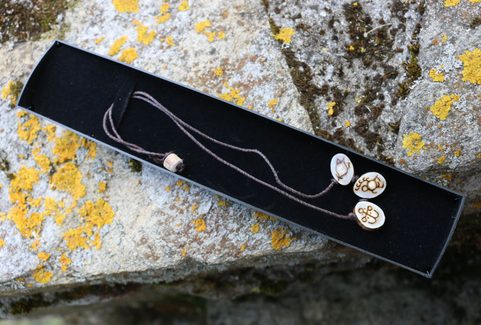 COLLIER SAAMI IV, BOIS DE RENNE