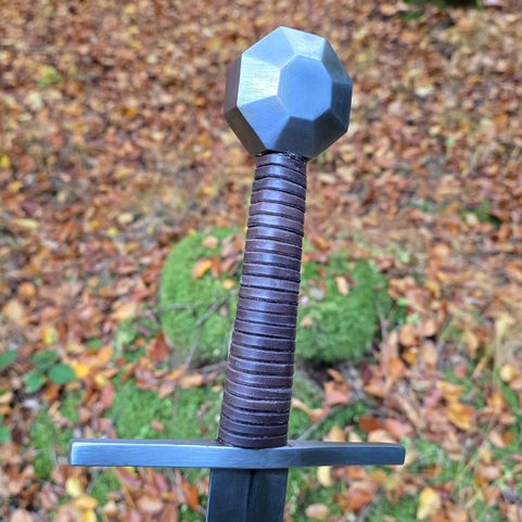 SCHWAMBERG, ÉPÉE MÉDIÉVALE À UNE MAIN, FULL TANG