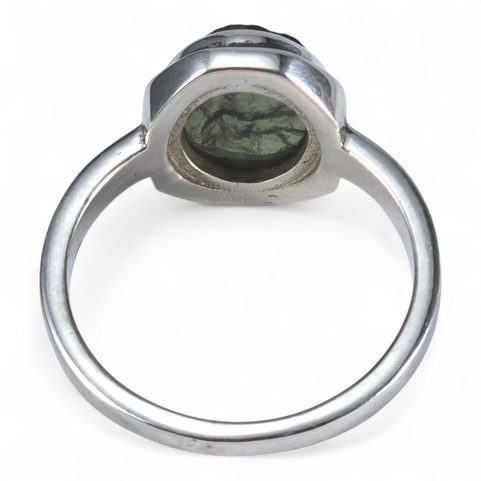 MITTELALTERLICHER RING MIT MOLDAVIT, SILBER AG 925