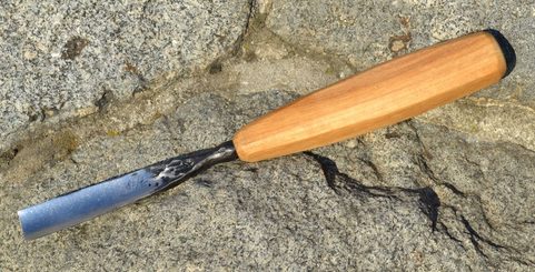WOOD CHISEL, HAND FORGED, TYPE 7 - 18