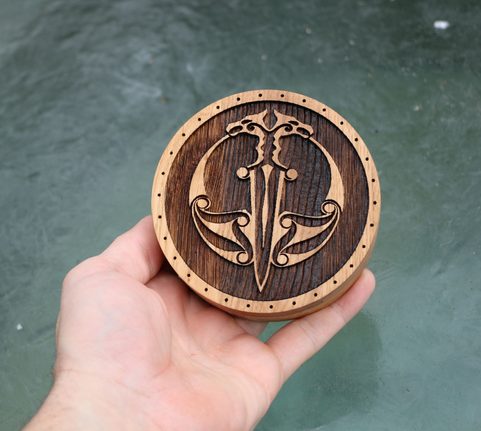 BOÎTE EN CHÊNE POUR BIJOUX ET BRACELETS