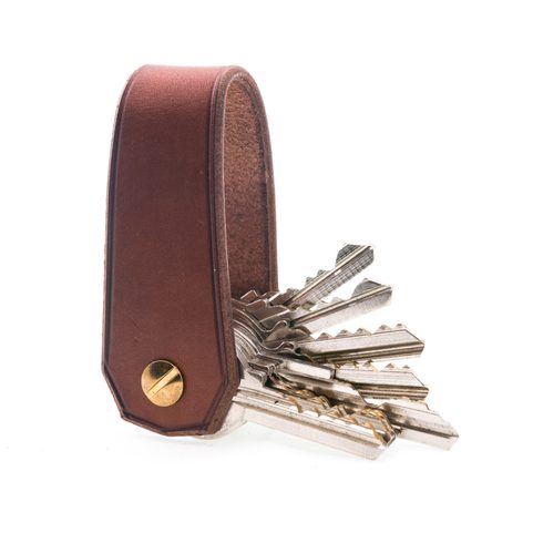 BALFOUR, LUXURY LEATHER KEYCHAIN COGNAC