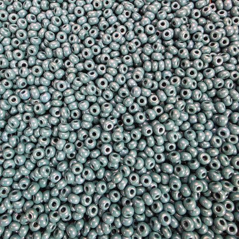PRECIOSA SEED BEADS, DARK GREEN, OPAQUE 10 / 0