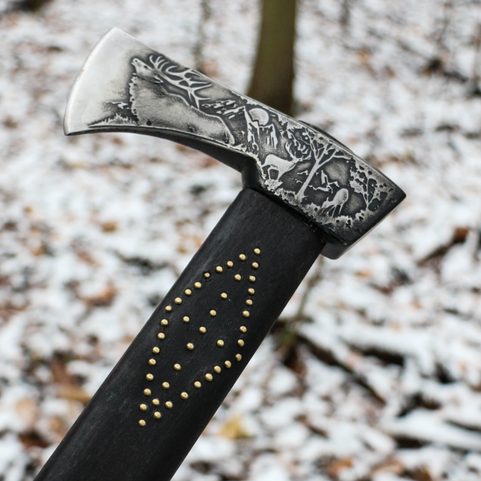 CARPATHIAN VALASKA TRADITIONAL FORGED AXE - ETCHED WITH WOLF AND DEER
