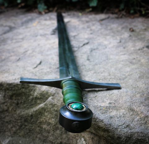 HIBERNIAN, MEDIEVAL ONE-HANDED SWORD