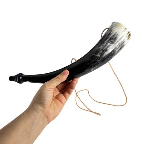 CHILDREN'S SIGNAL HORN, LENGTH APPROX. 30 CM