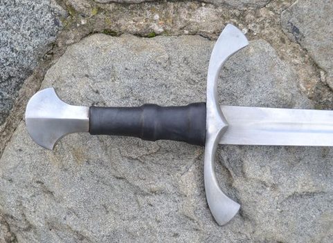 TALON, ONE HANDED COMBAT SWORD
