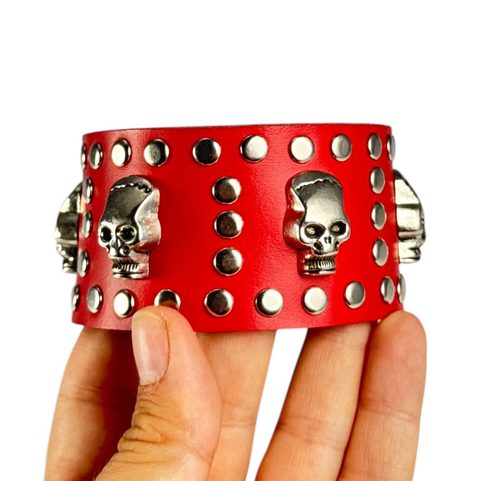 ROCKER, LEATHER BRACELET, SKULLS